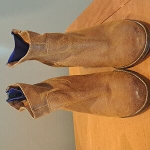 Dolce Vita DV Suede Booties 7.5